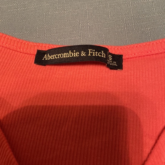 Pink Abercrombie & Fitch long sleeve shirt - Picture 2 of 4